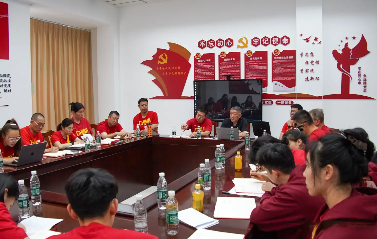 对来访的西 对来访的西