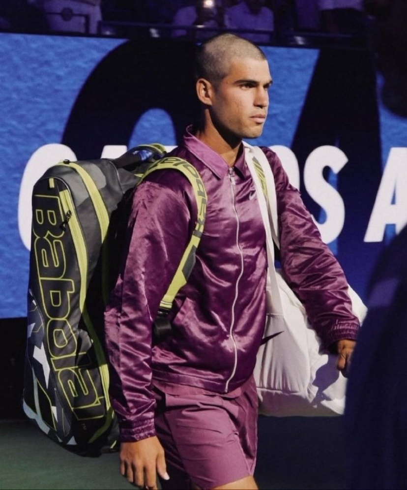 实际上就在, 个光头 实际上就在, 个光头