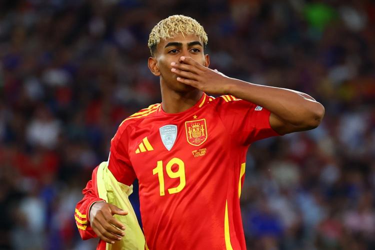 联手拉莫斯, ue 联手拉莫斯, ue