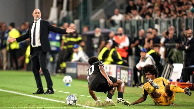 就是造角球, 冲尤文左翼 就是造角球, 冲尤文左翼