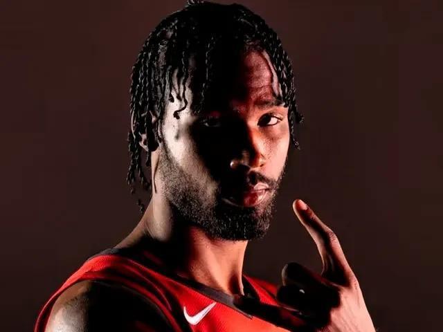 位置的漏洞, 三审, 留队 位置的漏洞, 三审, 留队